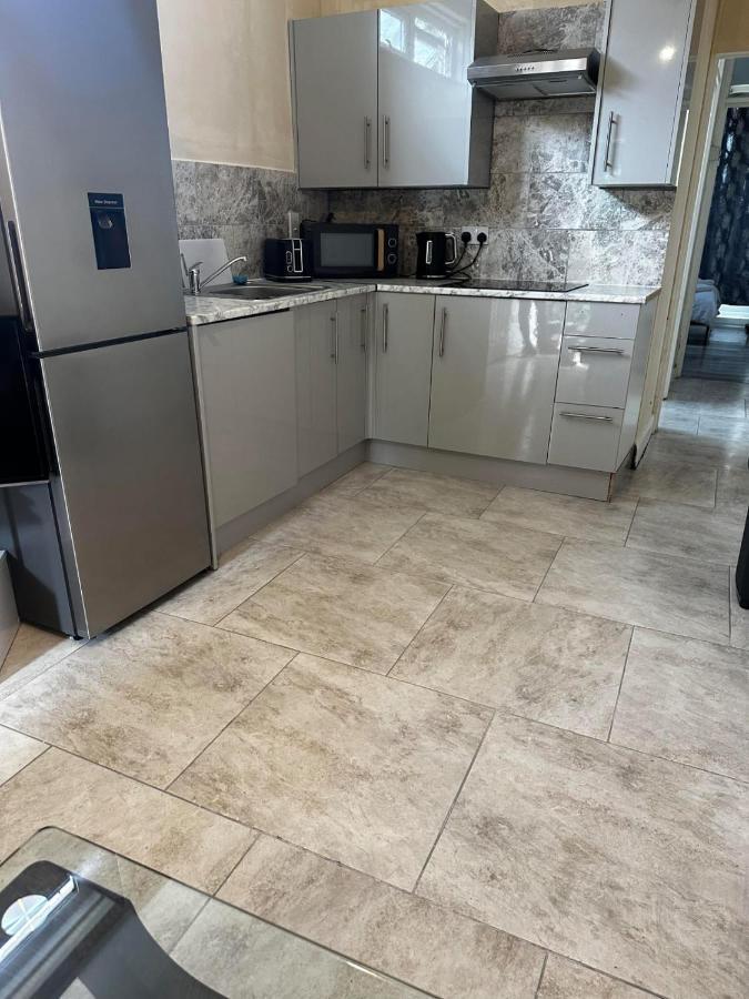 Bloomsbury Apartments - Edgware London ภายนอก รูปภาพ