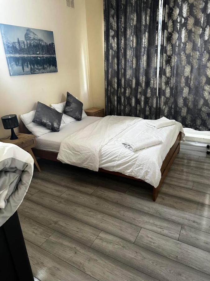 Bloomsbury Apartments - Edgware London ภายนอก รูปภาพ